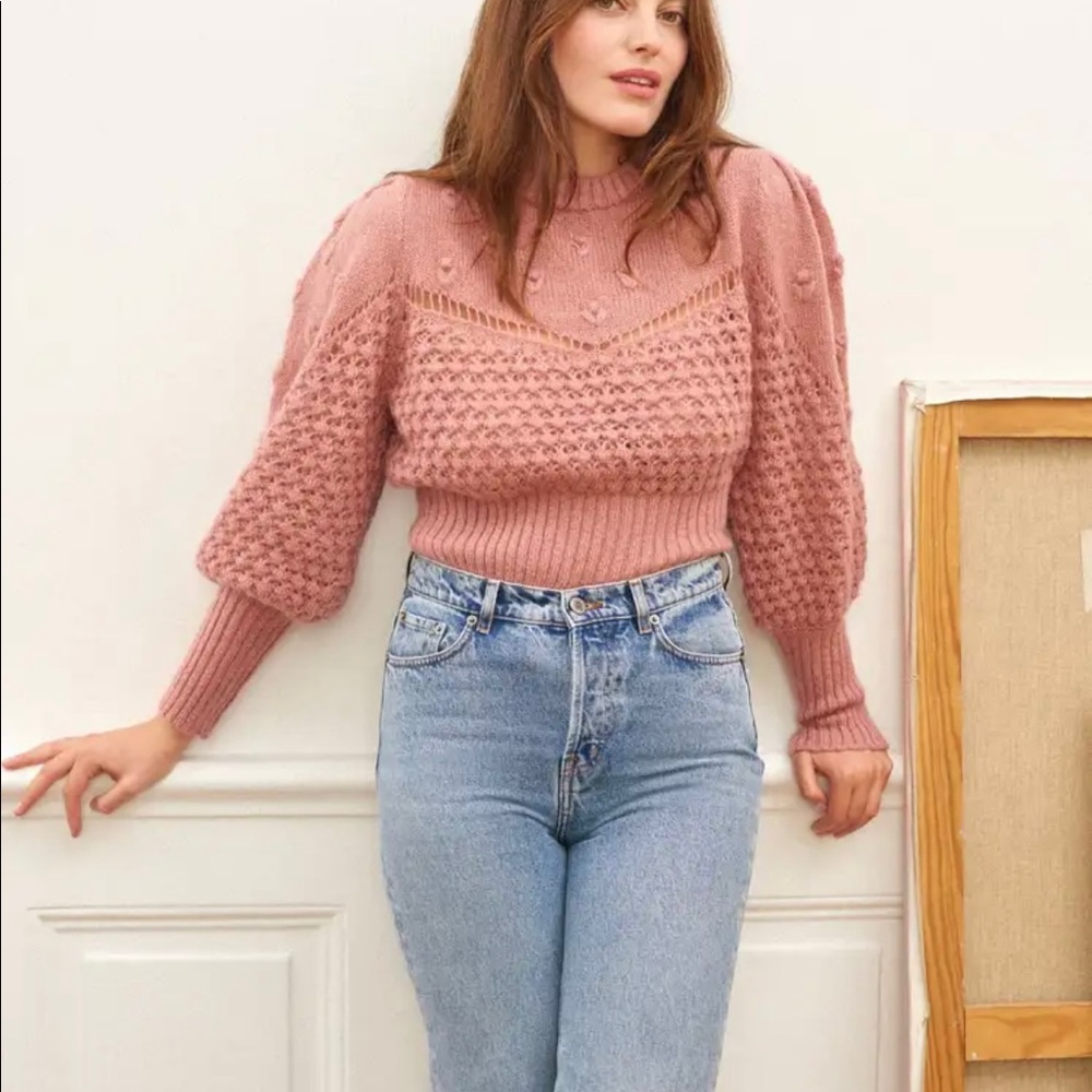 Lantern sleeve knit sweater